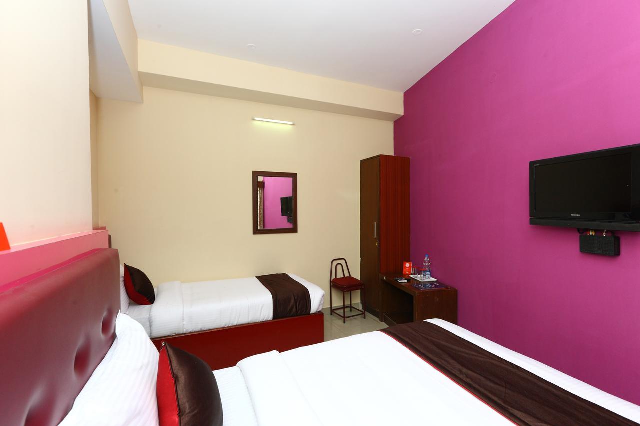 Oyo 8410 Rajeswari Tower Hotel เชนไน ภายนอก รูปภาพ