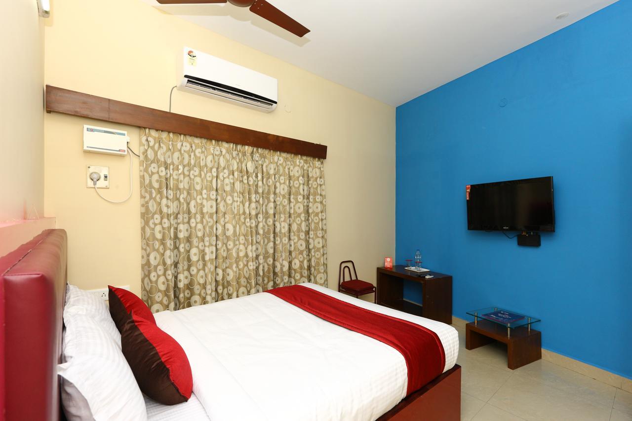 Oyo 8410 Rajeswari Tower Hotel เชนไน ภายนอก รูปภาพ