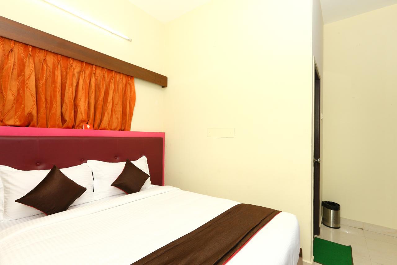 Oyo 8410 Rajeswari Tower Hotel เชนไน ภายนอก รูปภาพ