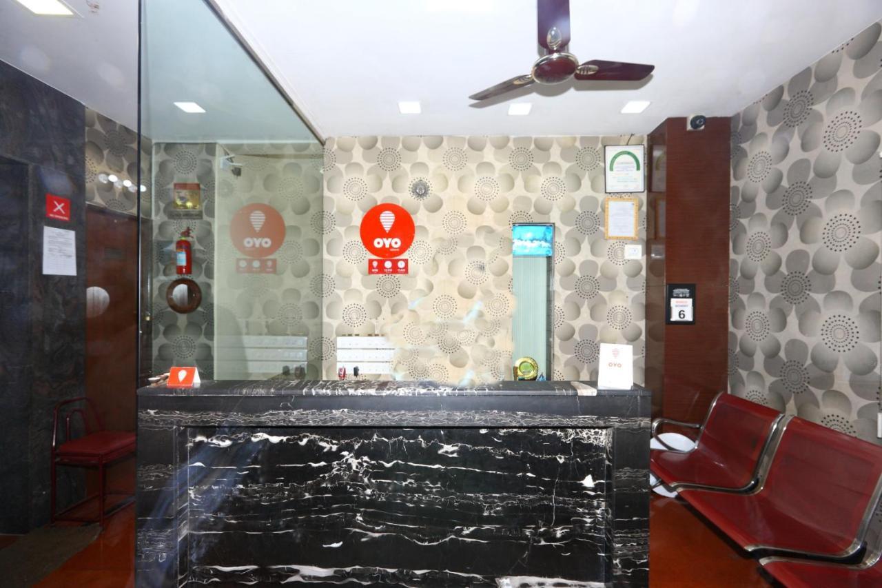 Oyo 8410 Rajeswari Tower Hotel เชนไน ภายนอก รูปภาพ