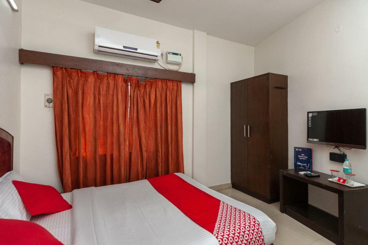 Oyo 8410 Rajeswari Tower Hotel เชนไน ภายนอก รูปภาพ